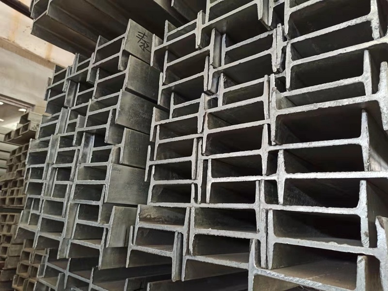 武汉镀锌钢材被广泛应用在各行各业中